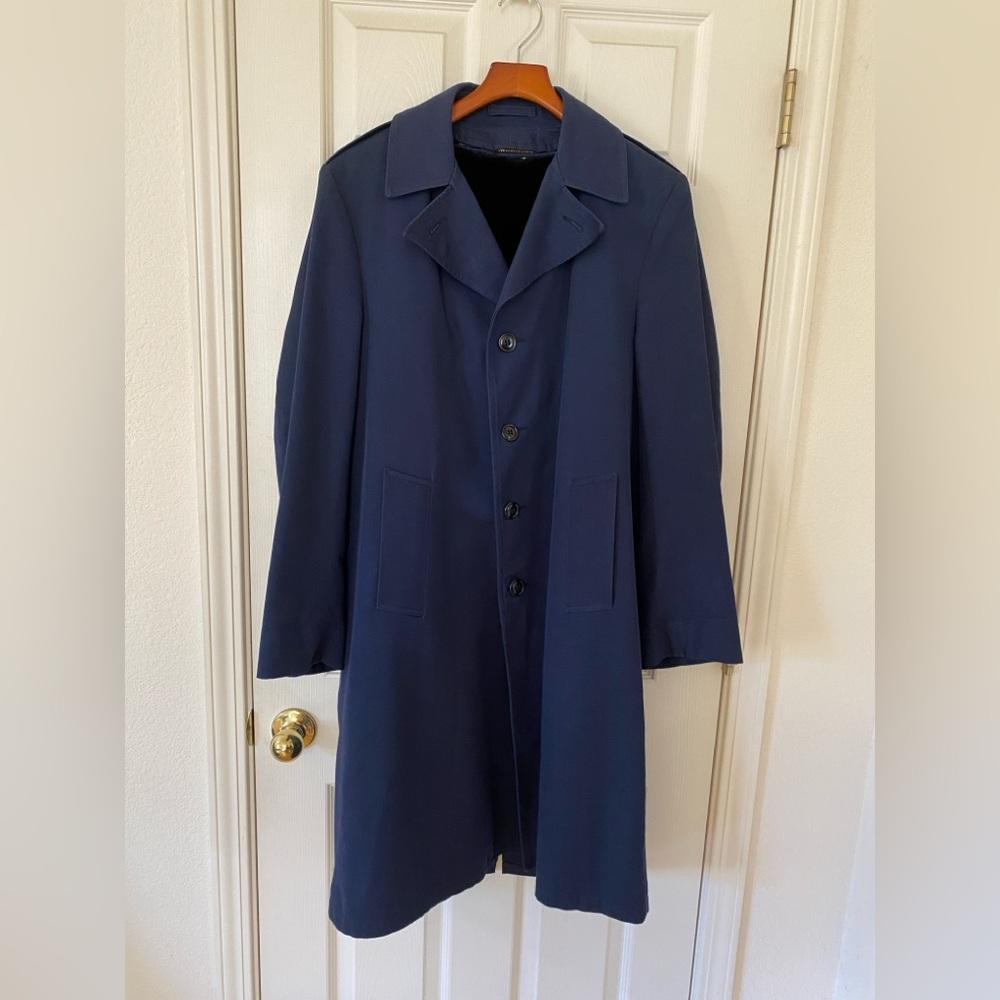 Vintage Men's Navy Blue 60’s Rain Coat, Removable Liner, Size 38L